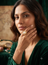 The Renaissance Gold Frame Pearl Ring