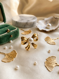 Vintage Gold Pearl Bow Ring