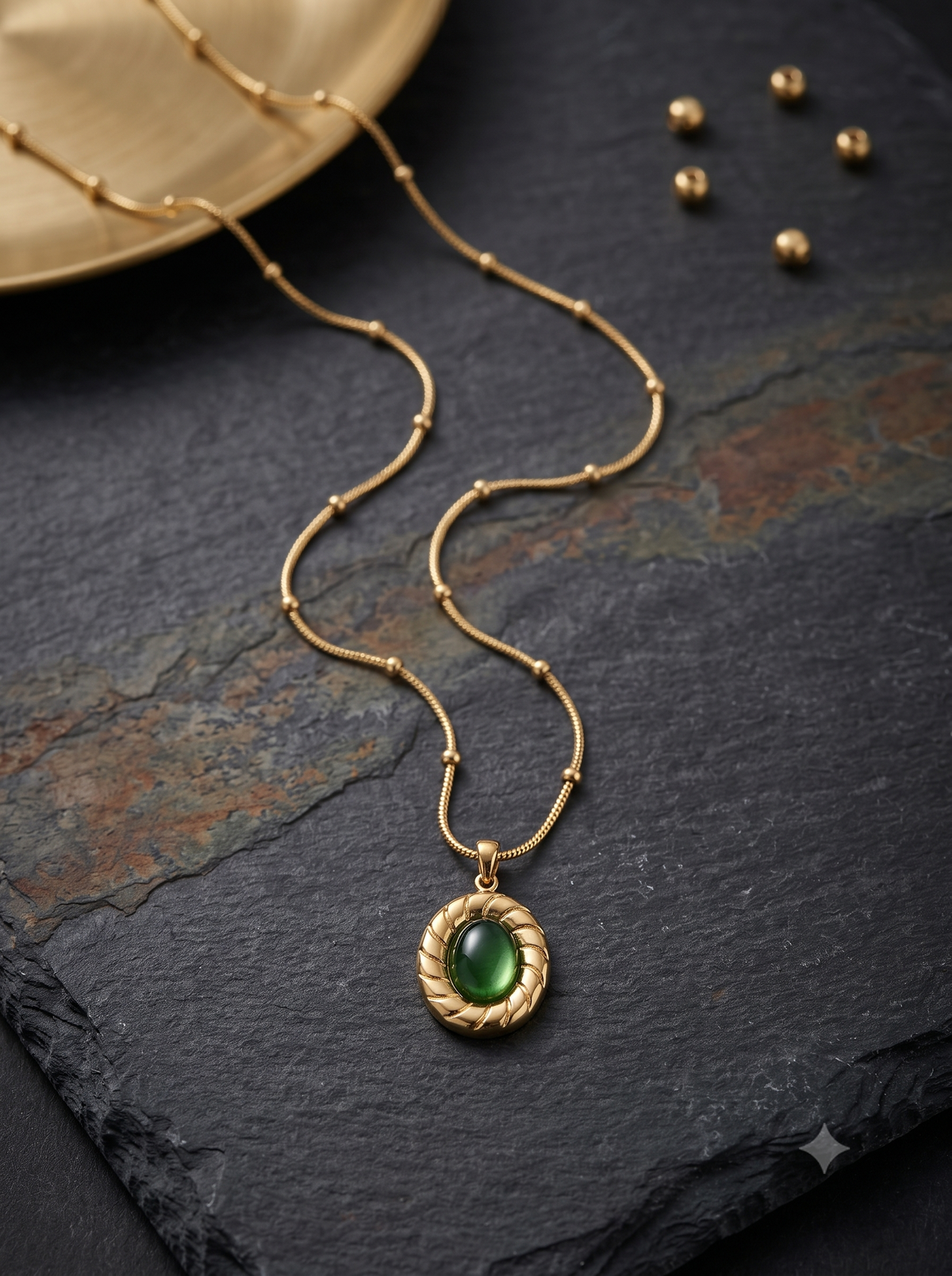 The Heritage Gilded Emerald Orb & Rope Twist Necklace