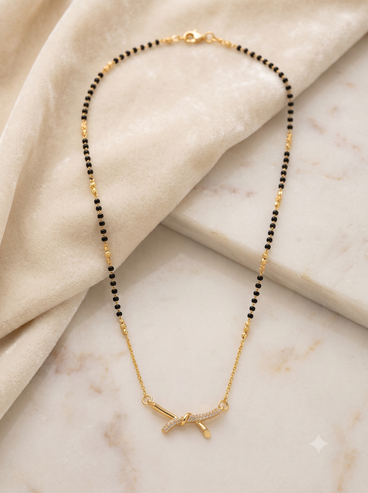 The Elara Contemporary Twisted Bar Mangalsutra