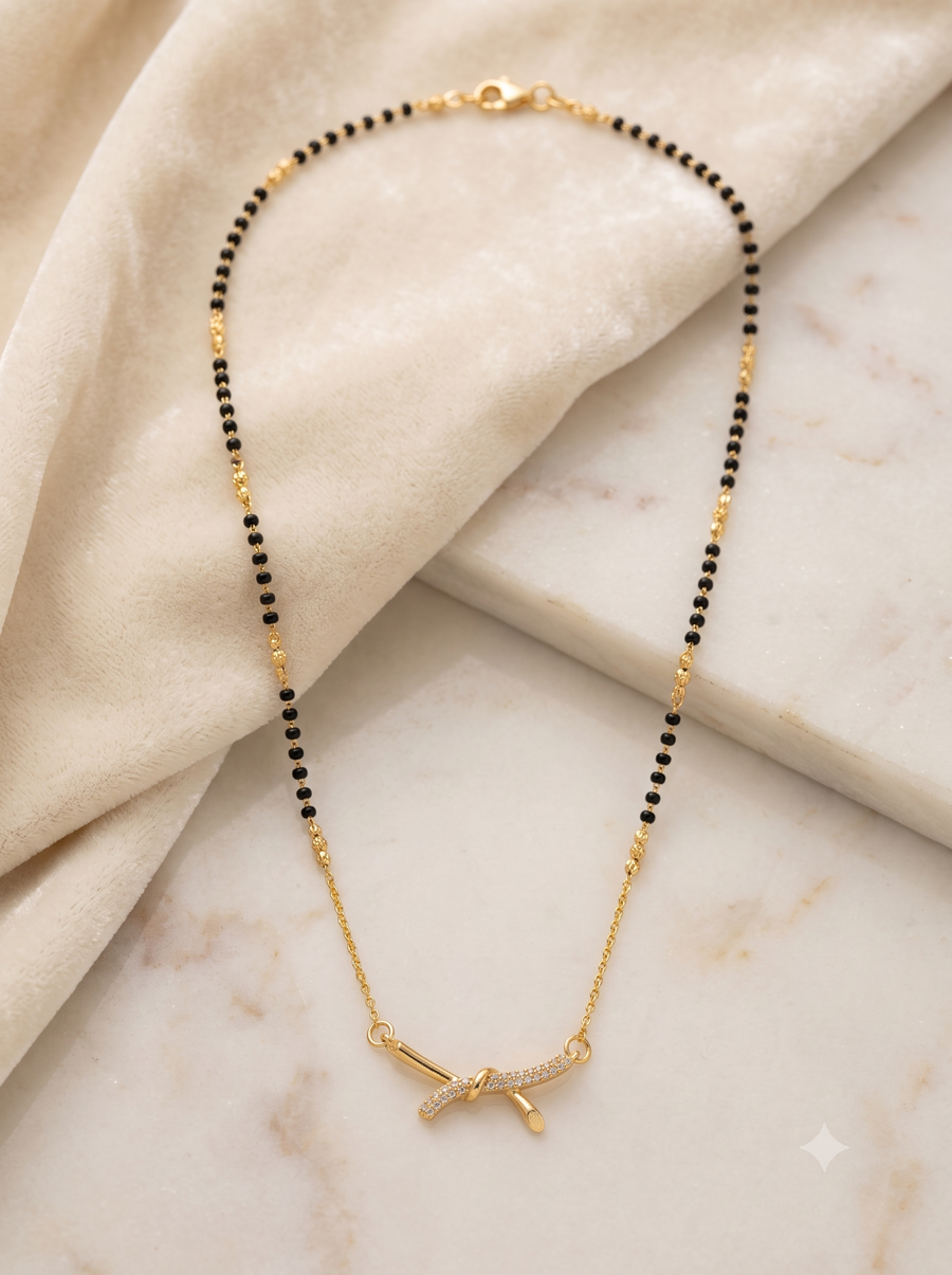 The Elara Contemporary Twisted Bar Mangalsutra