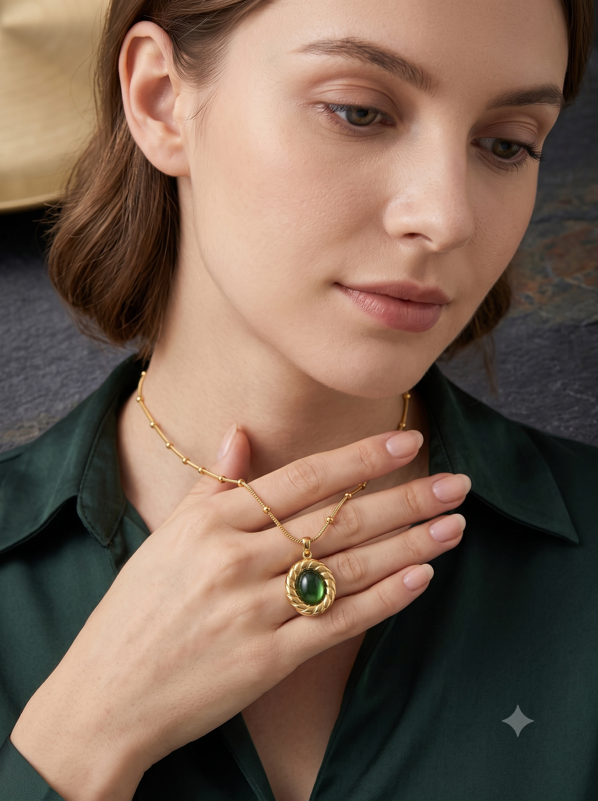 The Heritage Gilded Emerald Orb & Rope Twist Necklace