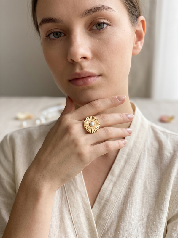The Vintage Medallion Pearl Ring